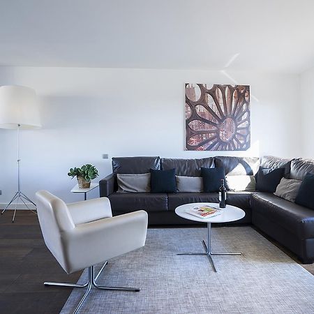 Friendly Rentals Palau Barcelona Bagian luar foto