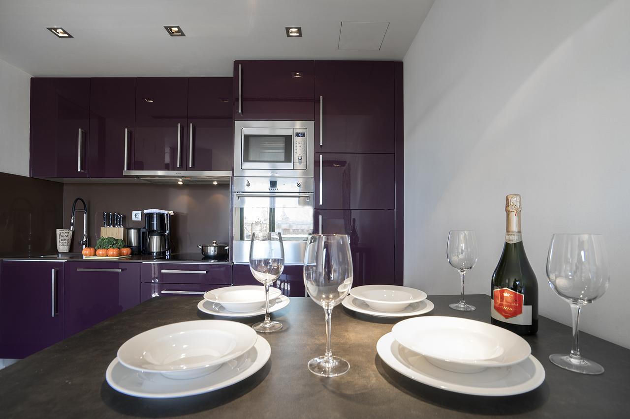 Friendly Rentals Palau Barcelona Bagian luar foto