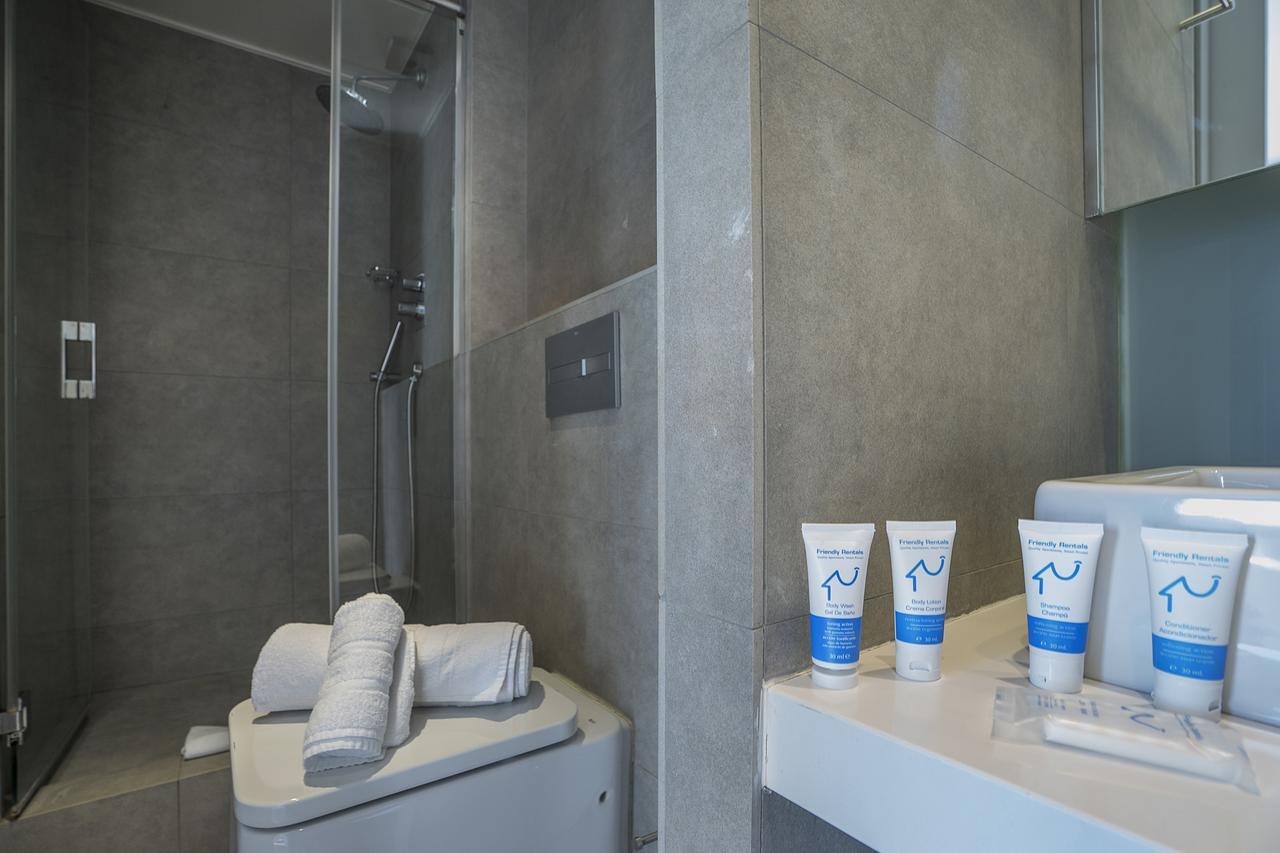 Friendly Rentals Palau Barcelona Bagian luar foto