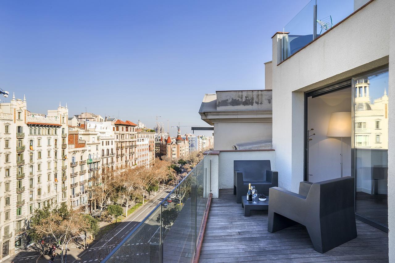 Friendly Rentals Palau Barcelona Bagian luar foto